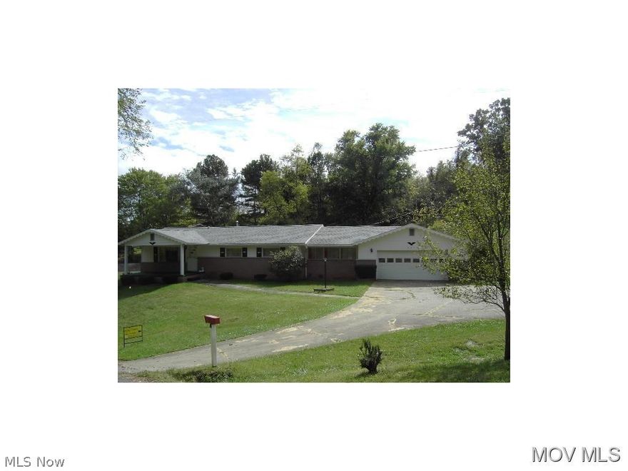 Motivated Seller.  Addition of game room & garage put on 1970.  roof 30 yr singles only 4-5 years old. Newer air & furnace in 2006, water & sewer hookup in front flower bed. New H20. Oversized 2 car garage & workshop.  Elem: Williamstown Elementary School  Elem/Bus: Y  JrHigh: Williamstown Jr. High  JrHigh/Bus: Y  High: Williamstown High School  High/Bus: Y  Fire: VOL  Police: SHF  PossFreeGas: N  ;SQFT=Fin L1:1260, Fin Above:1260, Fin Total:1260, Unfin L1:0, Unfin Above:0;GAR= 2 Car Att, Heated;PRKG= Parking Pad