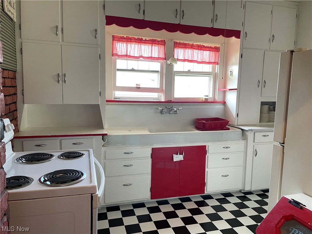 Village/Minerva - Residential