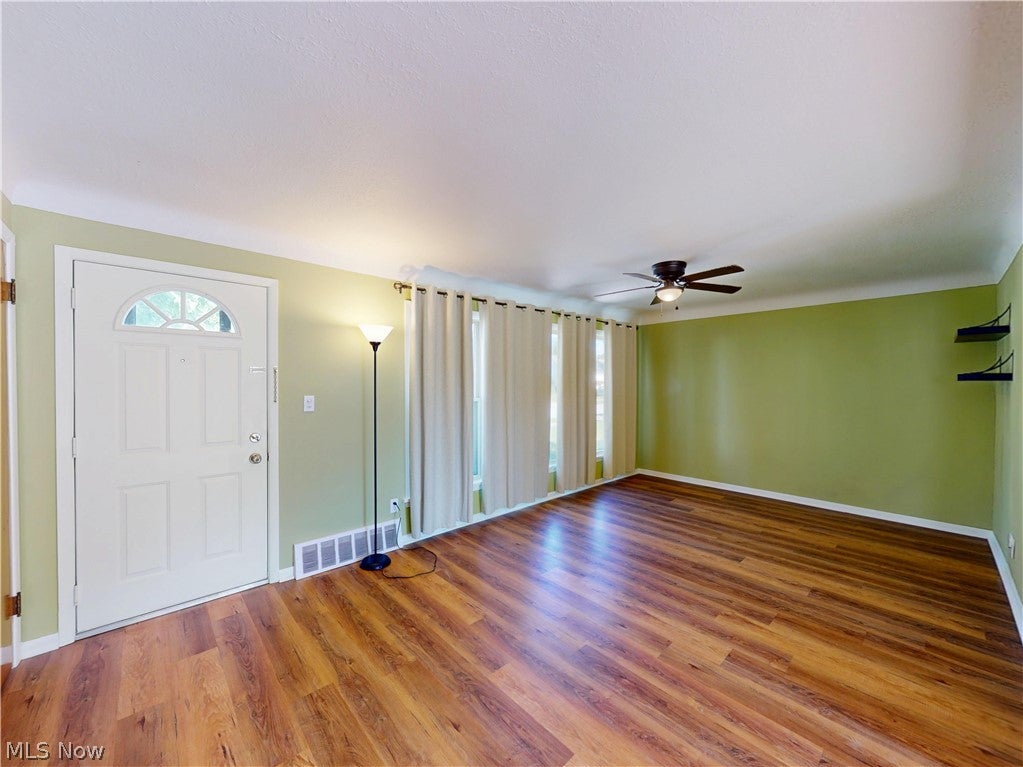 390 E 307th Street