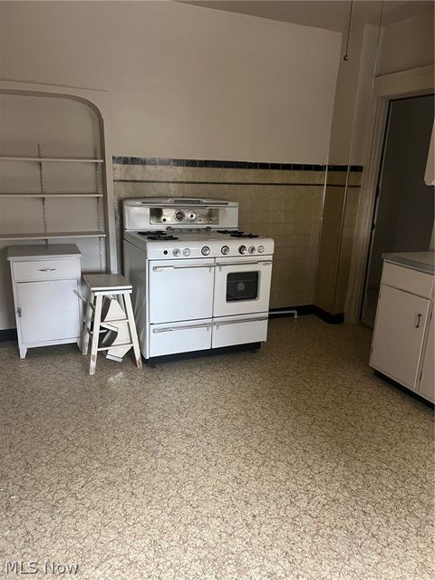 Tiny photo for 12002 Paul Avenue, Cleveland, OH 44106 (MLS # 5187300)