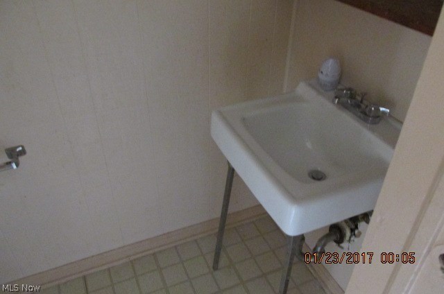 Georgetown/Hlnds Condo - Residential