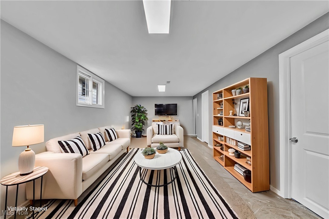 Seven Pines 01 - Residential