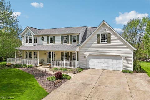 Homes For Sale - 255 Gloucester Drive<br/> Medina, OH 44256