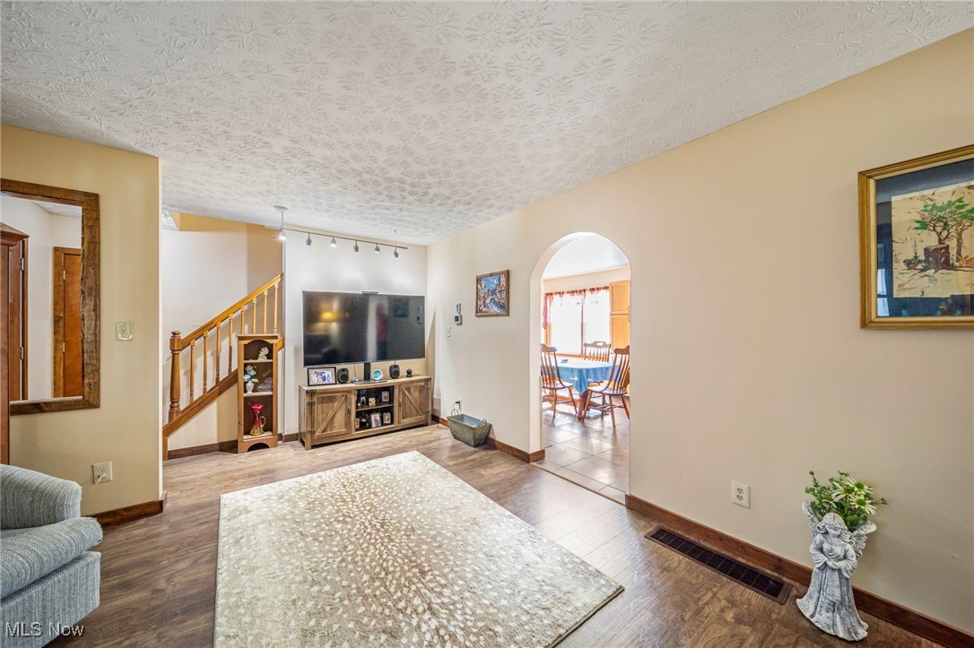 2457 Sheffield Road, Jefferson, Ohio image 10