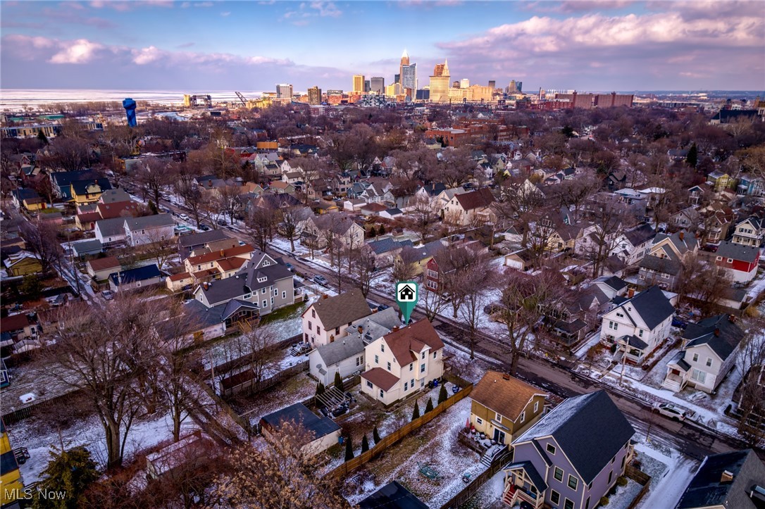 Cleveland, Ohio 44102, United States, 4 Bedrooms Bedrooms, ,3 BathroomsBathrooms,Residential,Pending,4544