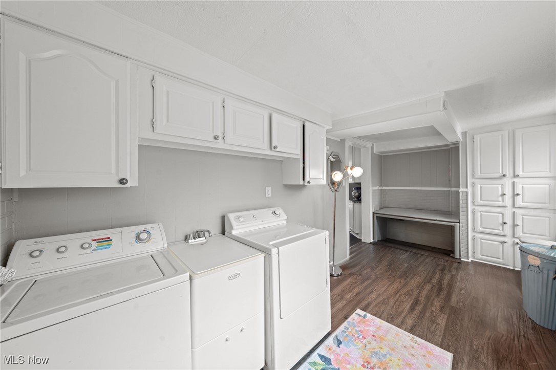 Cleveland, Ohio 44102, United States, 4 Bedrooms Bedrooms, ,3 BathroomsBathrooms,Residential,Pending,4544