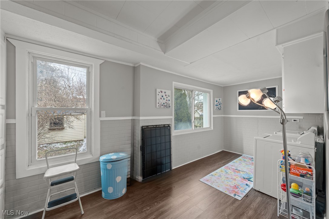 Cleveland, Ohio 44102, United States, 4 Bedrooms Bedrooms, ,3 BathroomsBathrooms,Residential,Pending,4544