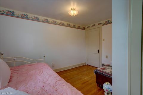Tiny photo for 1200 Lily Street, Akron, OH 44301 (MLS # 5206831)