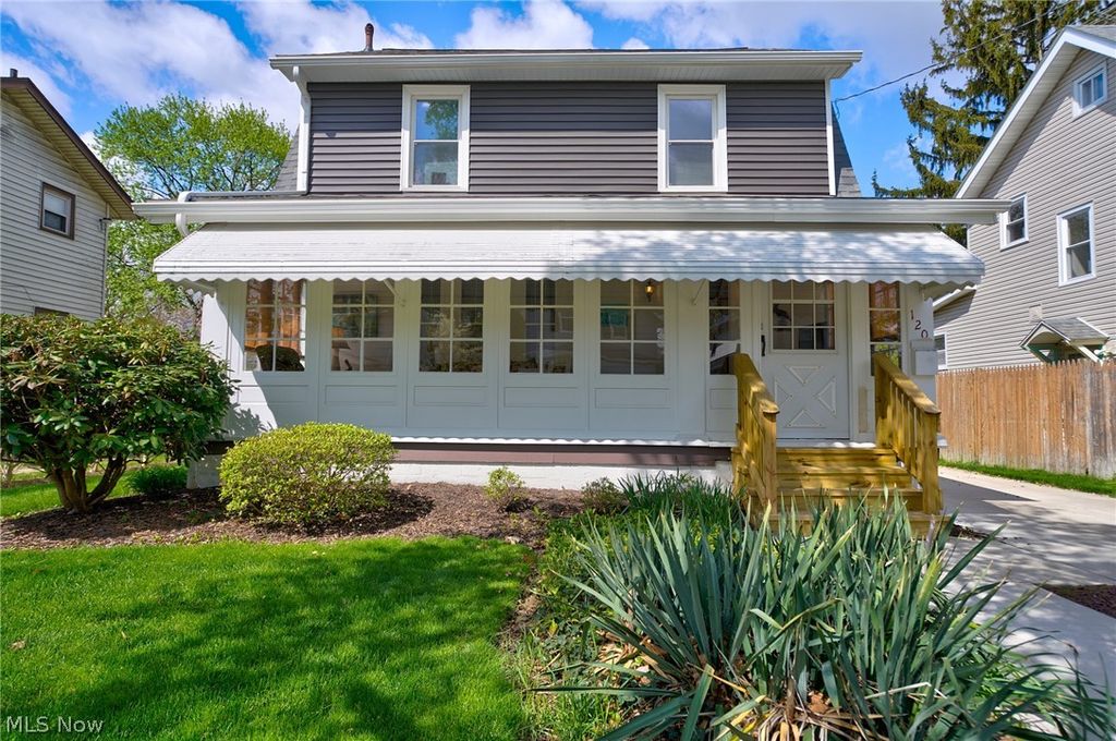 Photo of 1200 Lily Street, Akron, OH 44301 (MLS # 5206831)