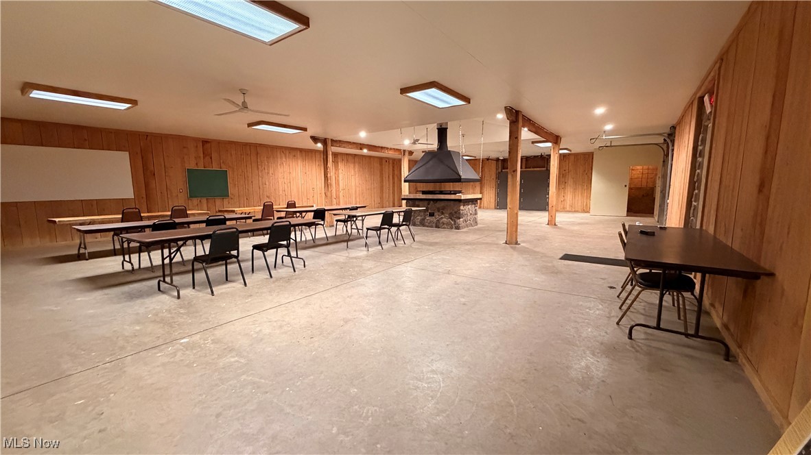 Monroe Sec 14 - Land