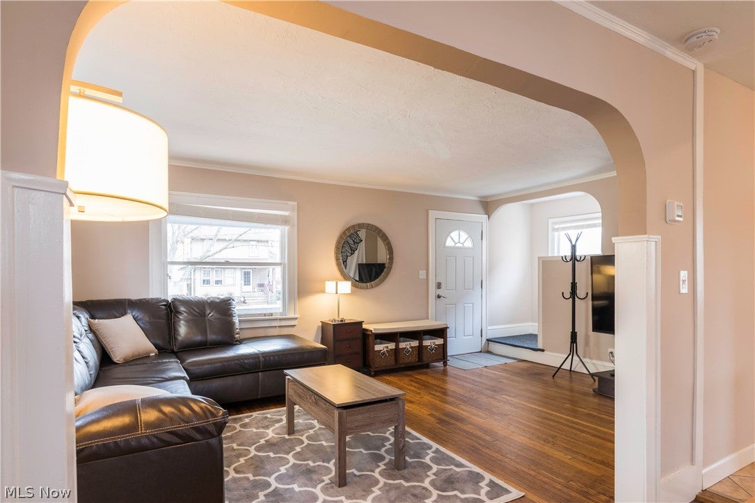 3358 W 136th Street
