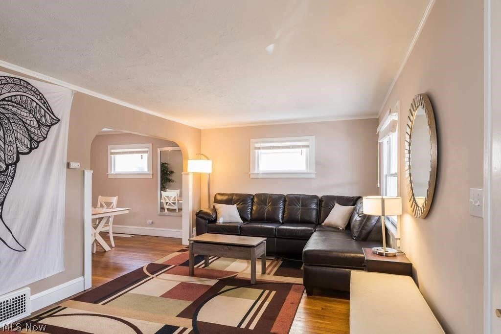 3358 W 136th Street