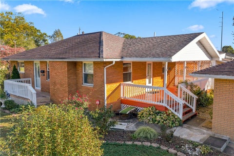 Tiny photo for 101 Matheny Avenue AVE, Belpre, OH 45714 (MLS # 5255754)