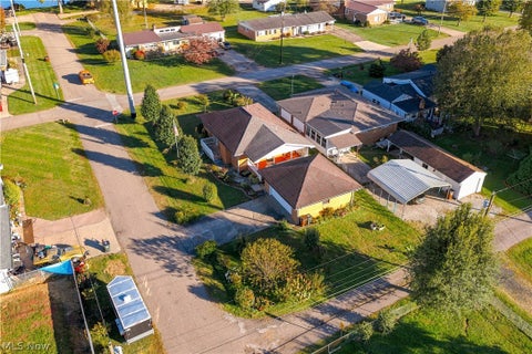 Tiny photo for 101 Matheny Avenue AVE, Belpre, OH 45714 (MLS # 5255754)