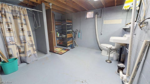Tiny photo for 101 Matheny Avenue AVE, Belpre, OH 45714 (MLS # 5255754)