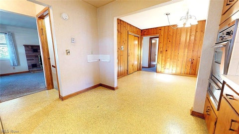 Tiny photo for 101 Matheny Avenue AVE, Belpre, OH 45714 (MLS # 5255754)