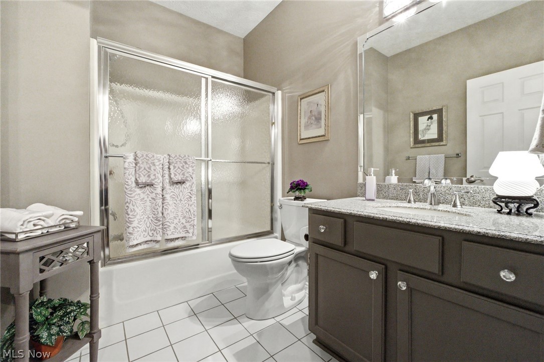 Woodhawk Club Condo - Residential