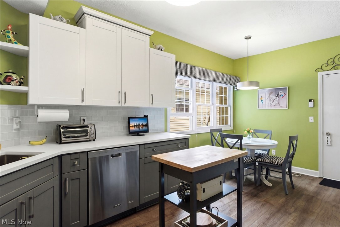 Woodhawk Club Condo - Residential