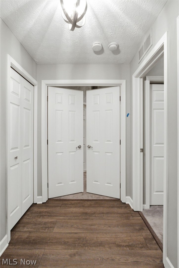 Woodhawk Club Condo - Residential