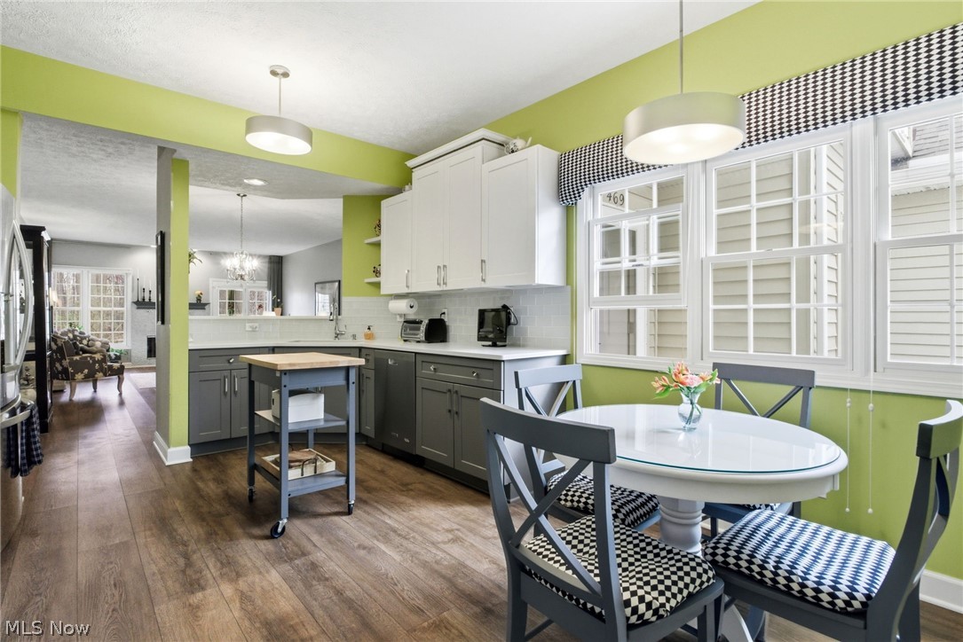 Woodhawk Club Condo - Residential