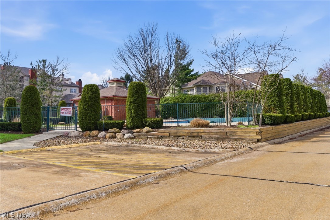 Woodhawk Club Condo - Residential