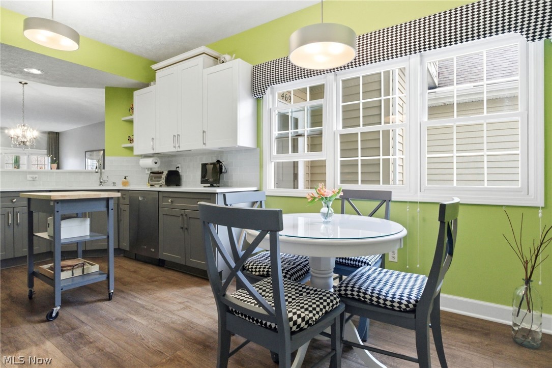 Woodhawk Club Condo - Residential