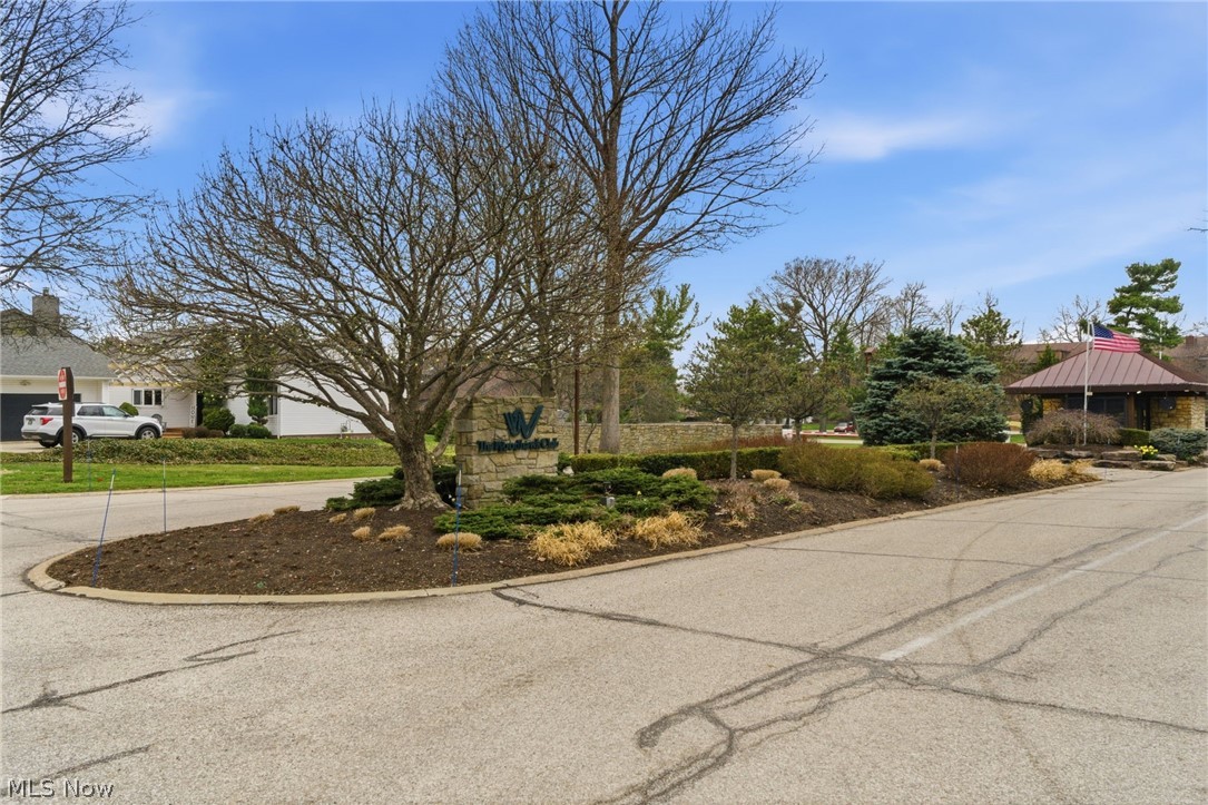 Woodhawk Club Condo - Residential