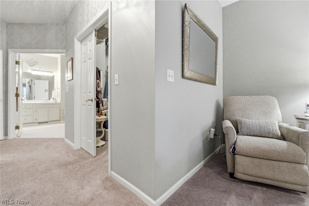 Woodhawk Club Condo - Residential