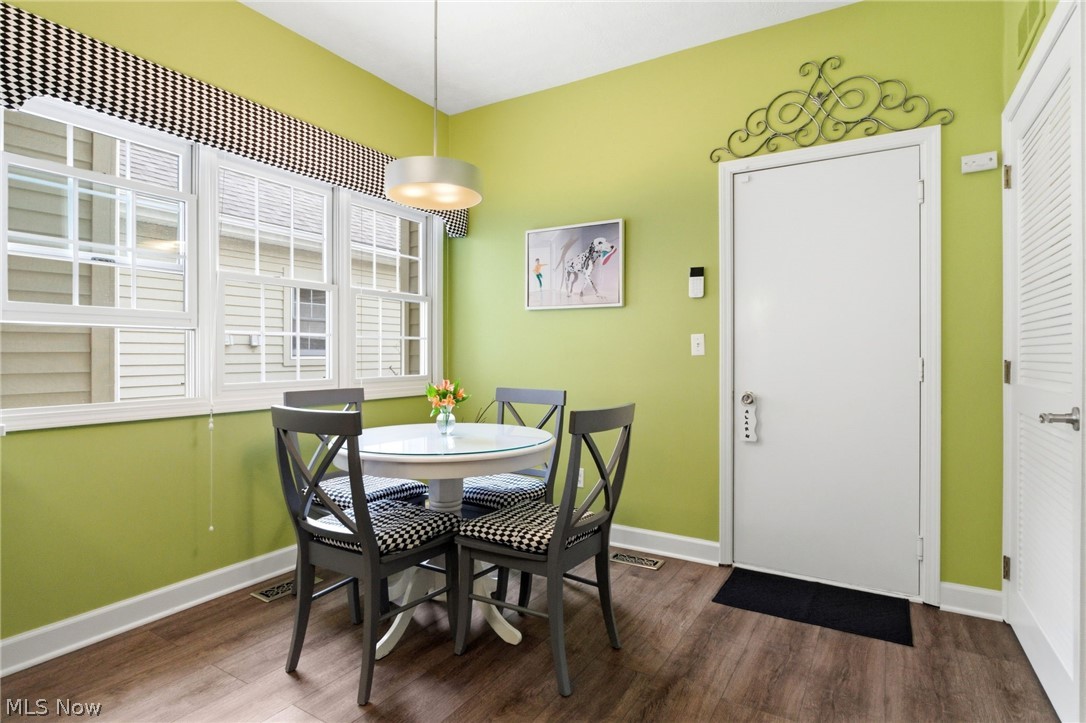 Woodhawk Club Condo - Residential