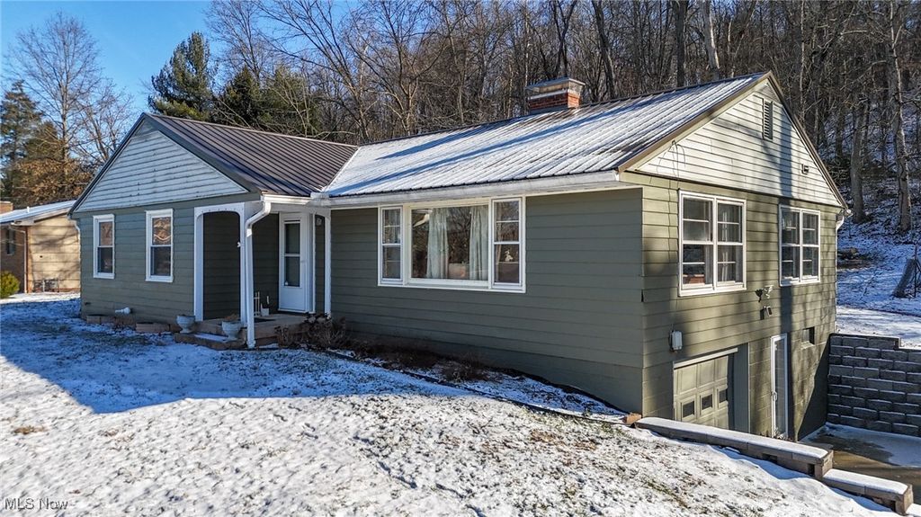 Photo of 118 Rathbone Road, Marietta, OH 45750 (MLS # 5178483)