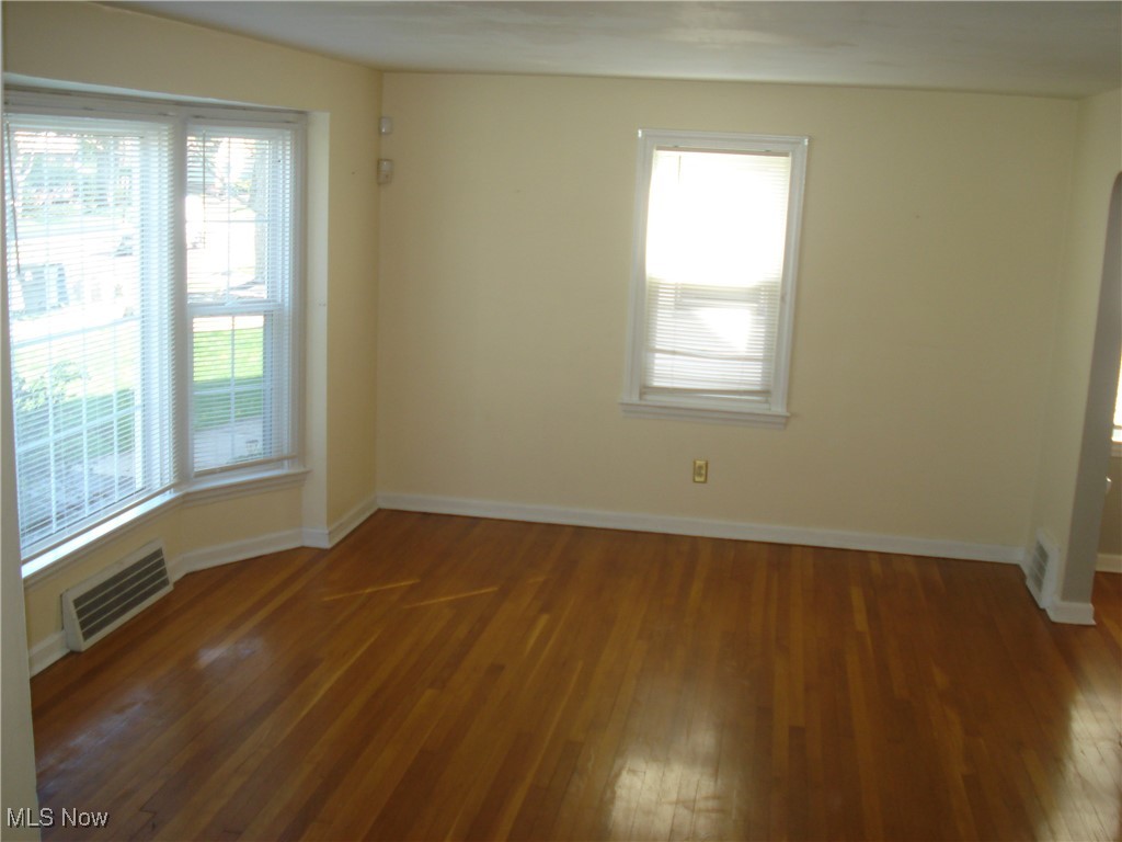3702 Woodridge Road, Cleveland Heights, Ohio image 4