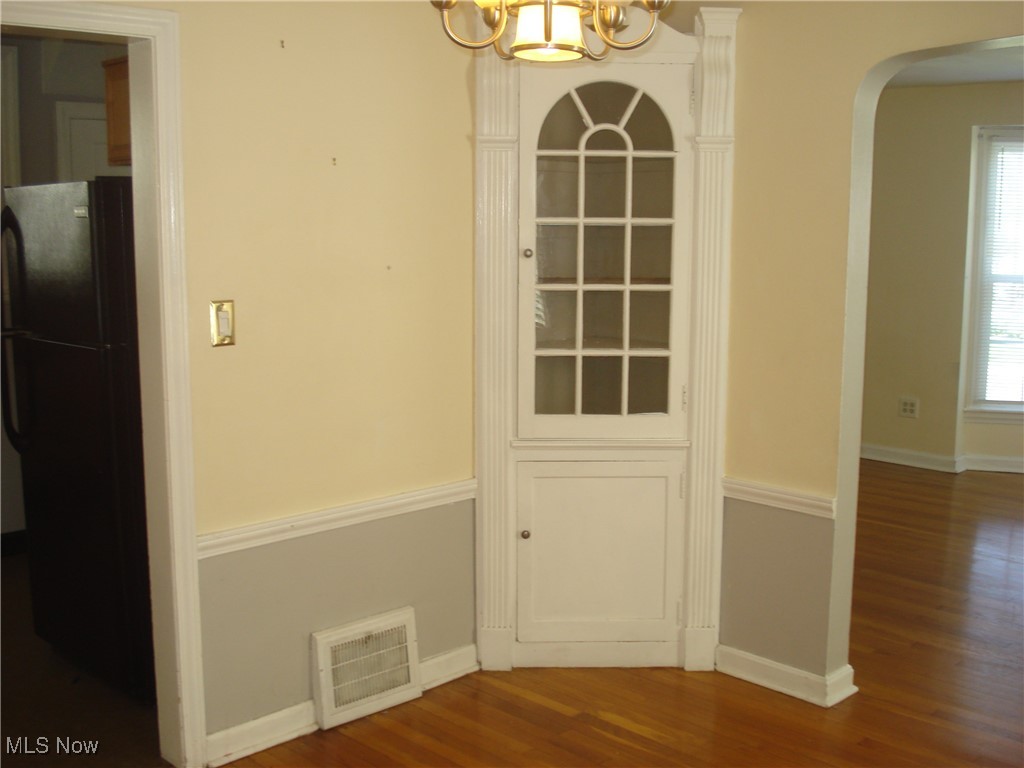 3702 Woodridge Road, Cleveland Heights, Ohio image 8