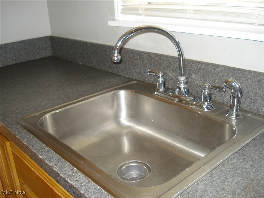3702 Woodridge Road, Cleveland Heights, Ohio image 11