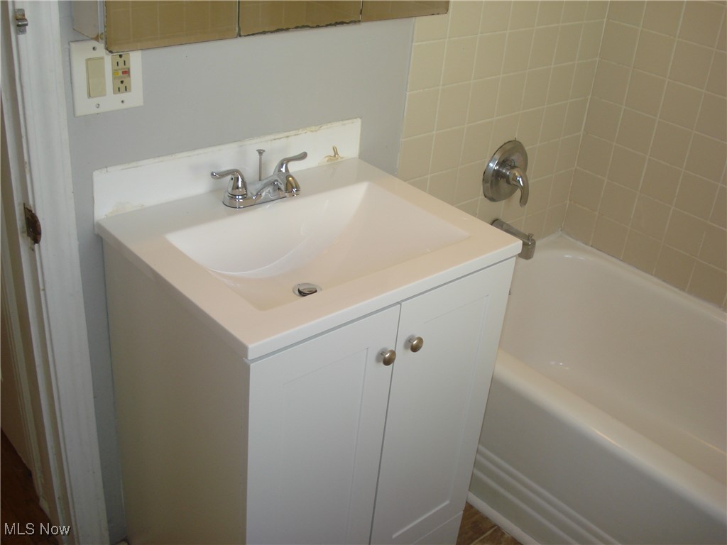 3702 Woodridge Road, Cleveland Heights, Ohio image 24