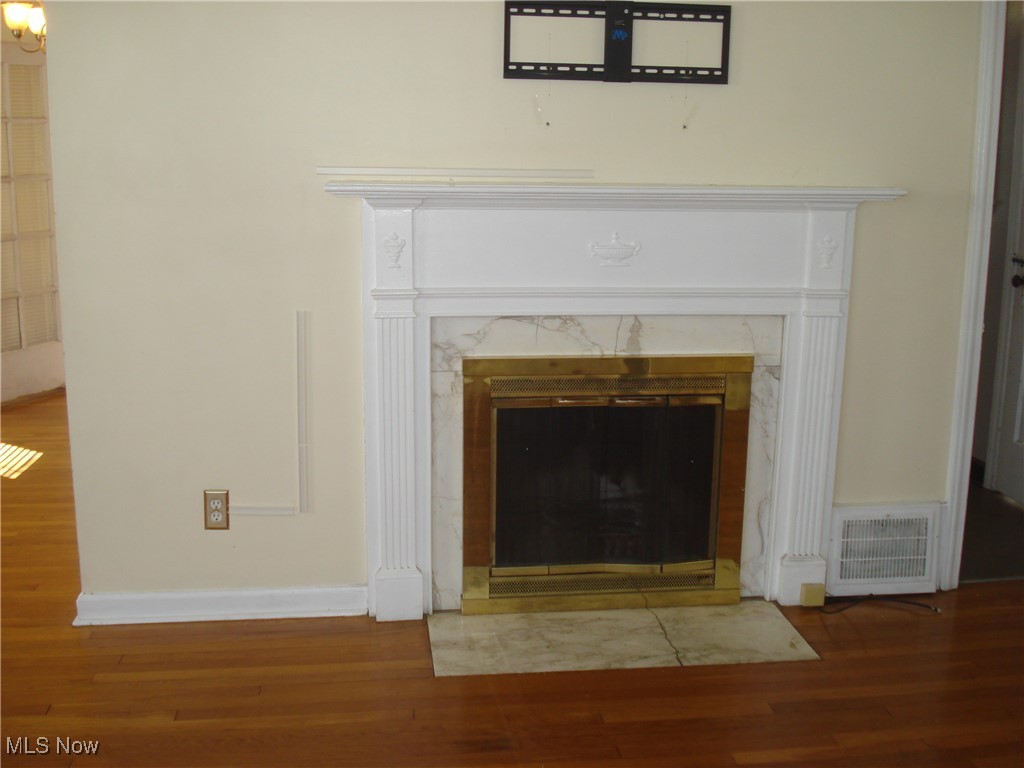 3702 Woodridge Road, Cleveland Heights, Ohio image 5