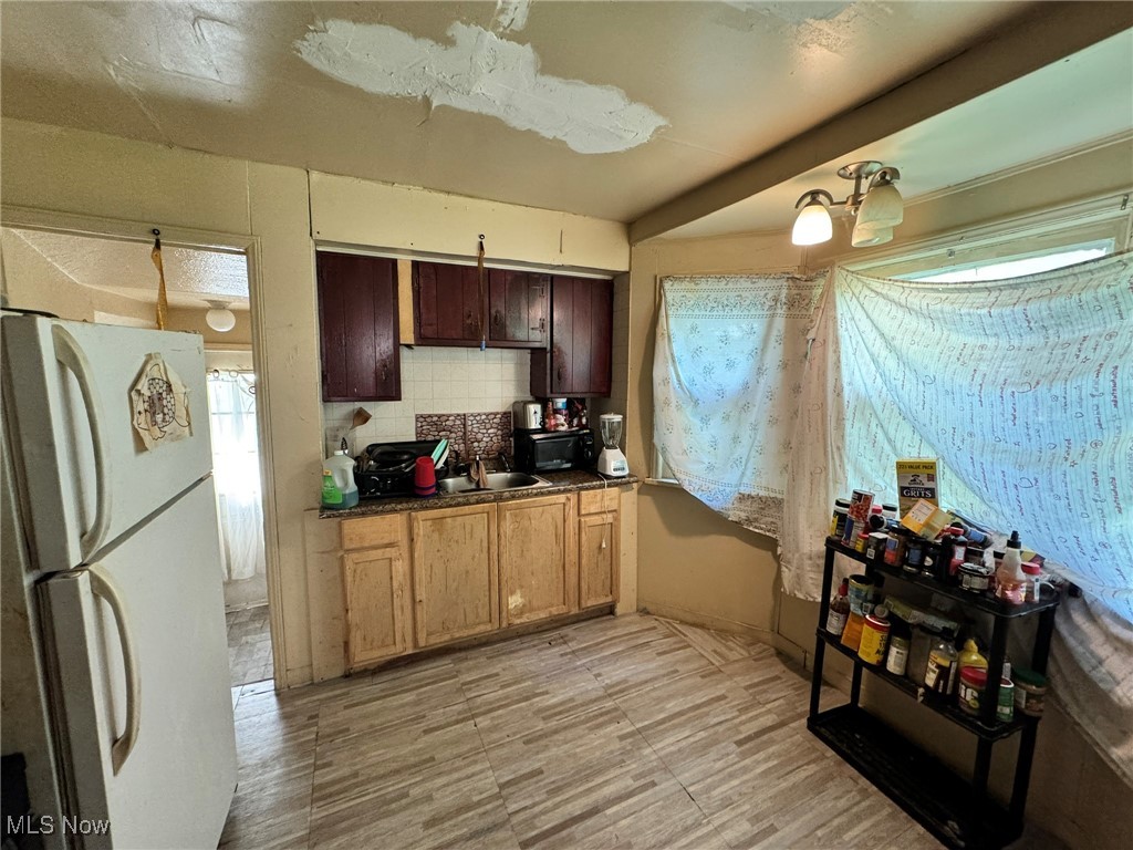 Shaker Lee - Residential