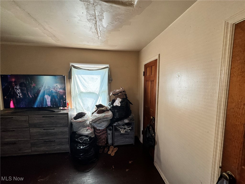 Shaker Lee - Residential