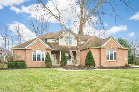 521 Weston Court Copley OH 44321