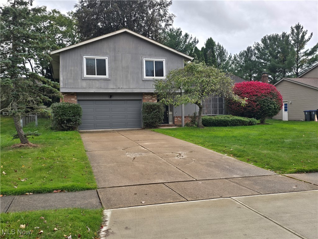 32504 N Roundhead Drive