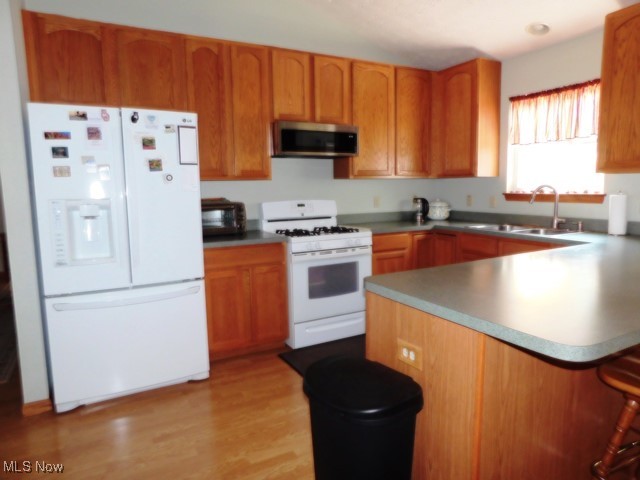 Meadow Lakes - Residential