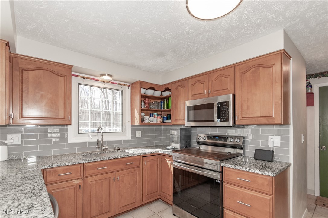 Far Hills Estates 02 - Residential