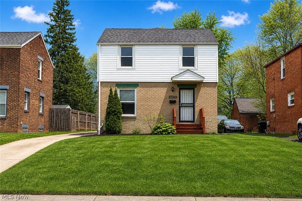 Photo of 17511 Throckley Avenue, Cleveland, OH 44128 (MLS # 5206640)
