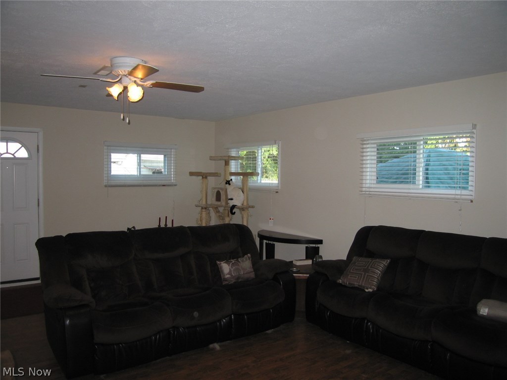 Pine Wood Acres - Residential