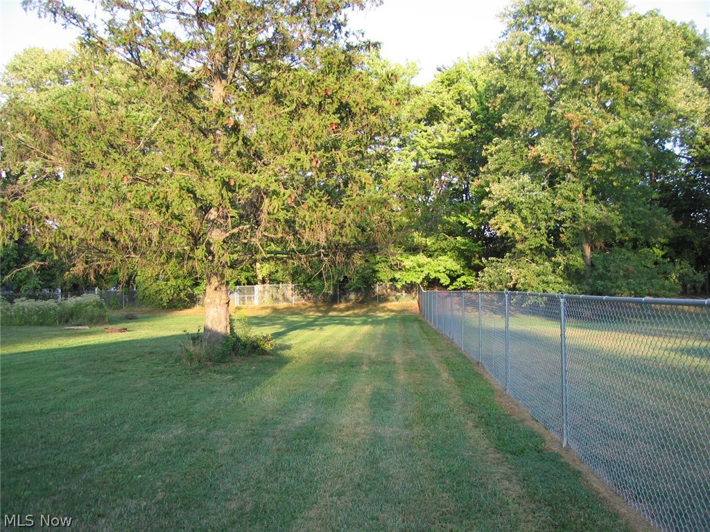 Pine Wood Acres - Residential