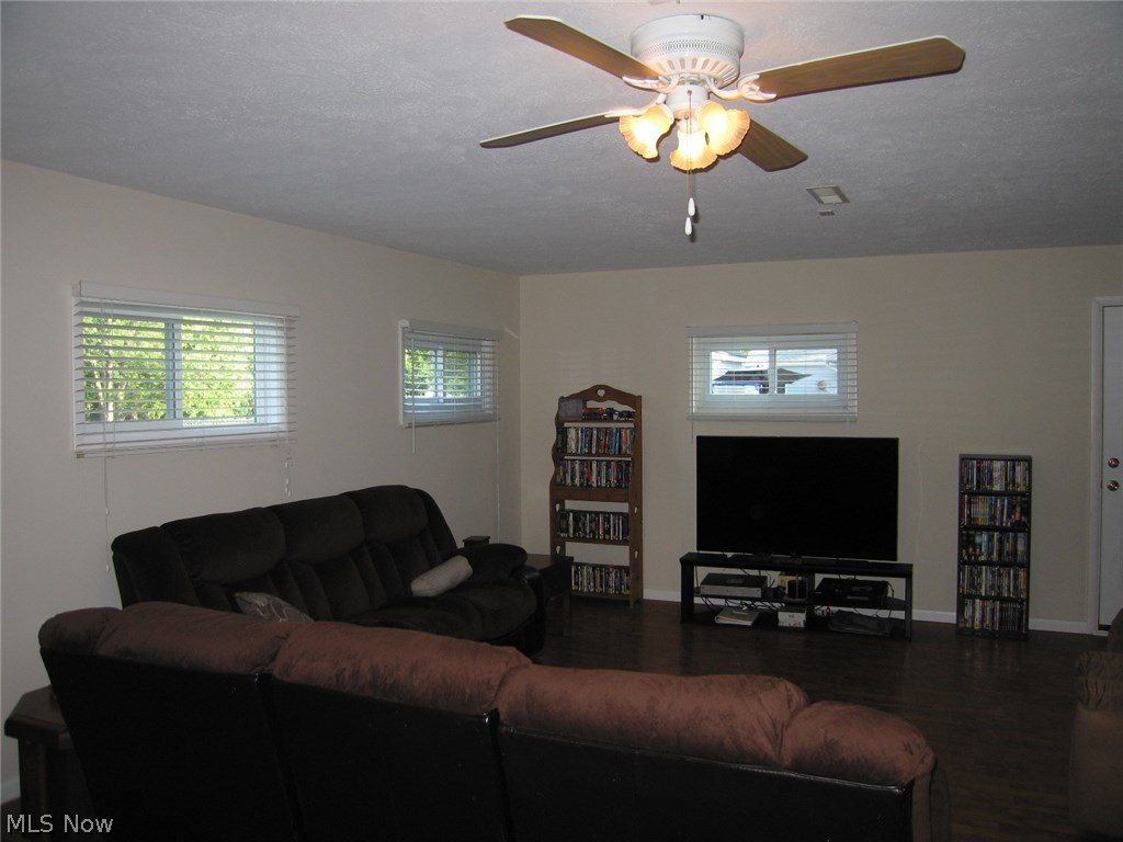 Pine Wood Acres - Residential