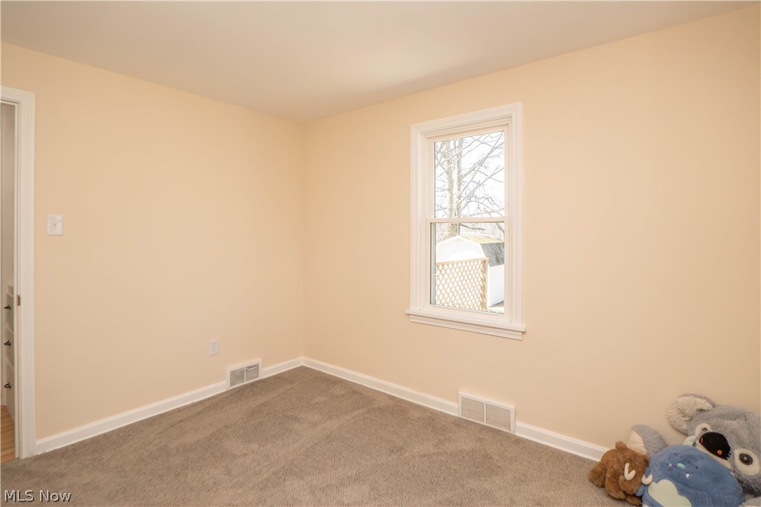 Prop River View - Residential