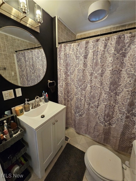 2414 Reid Avenue, Lorain, Ohio image 27