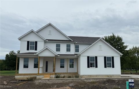 32601 Royal Troon Drive, Avon Lake, OH 44012 - #: 5130339