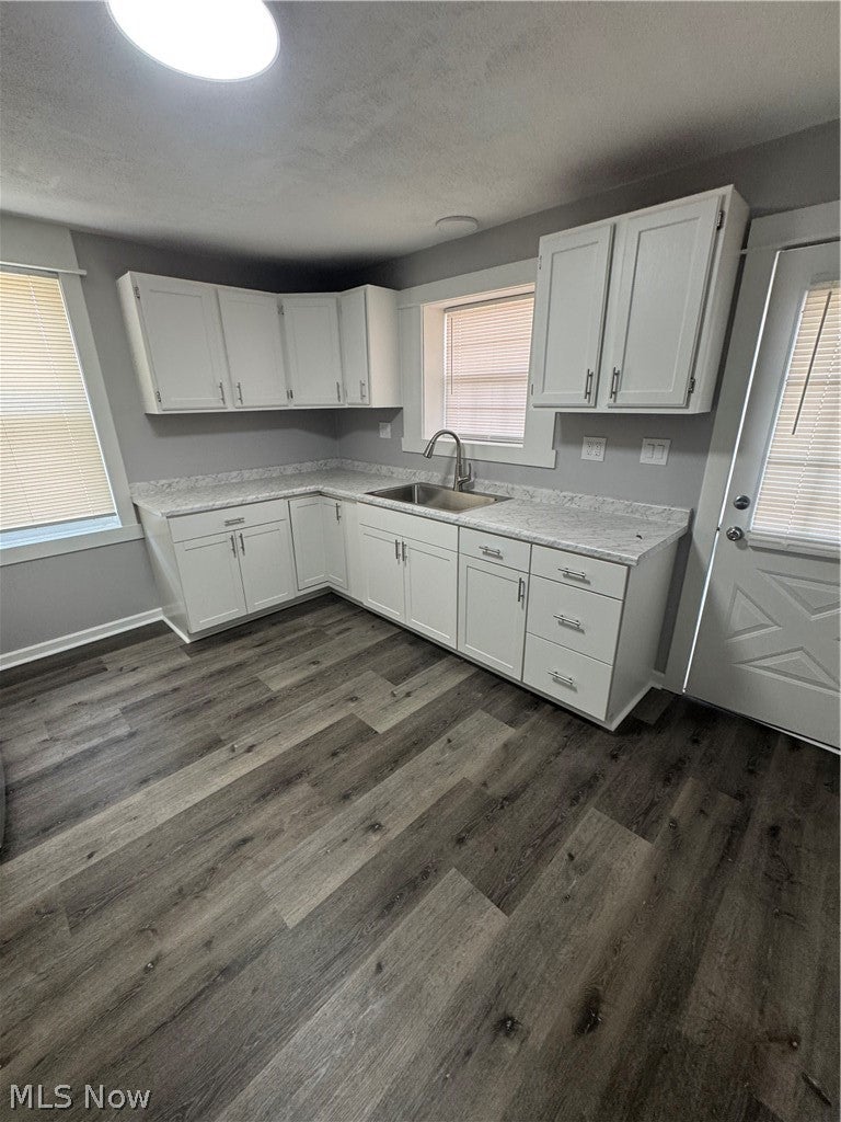 Photo of 2065 23rd Street, Cuyahoga Falls, OH 44223 (MLS # 5220969)