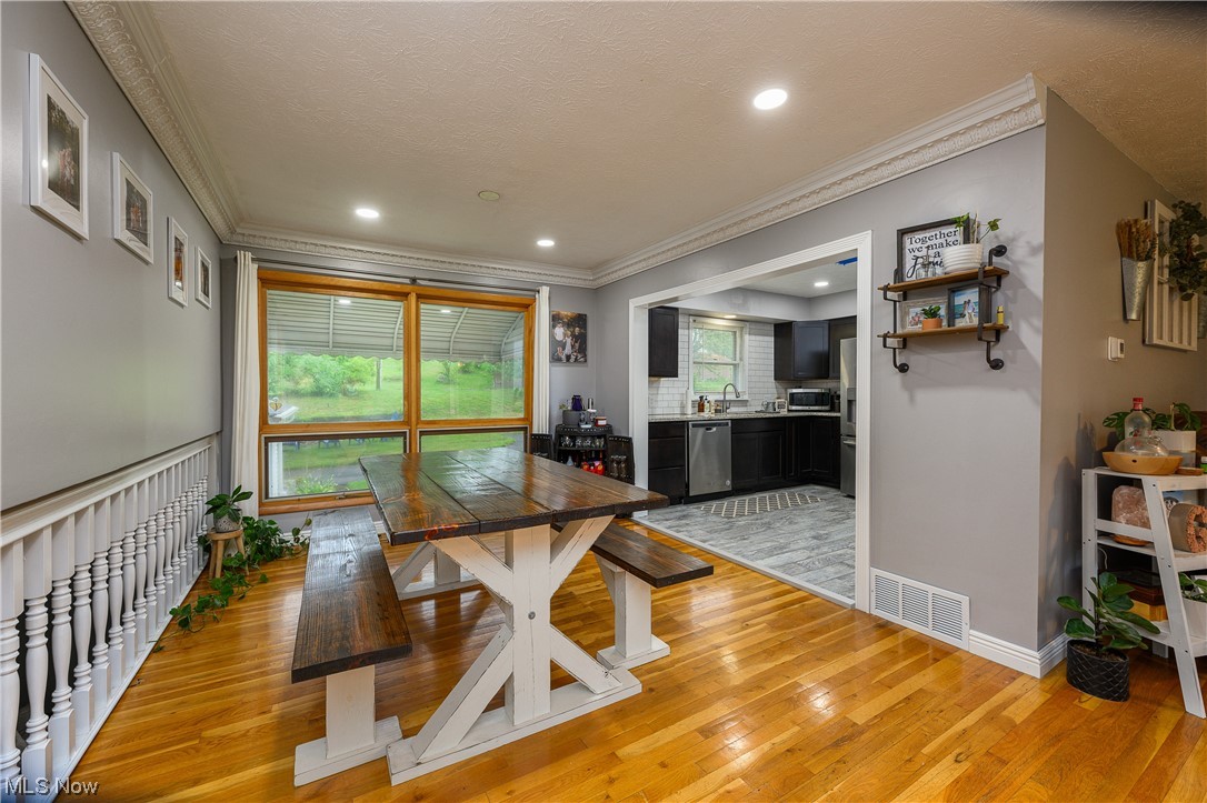 Laurel Ridge - Residential